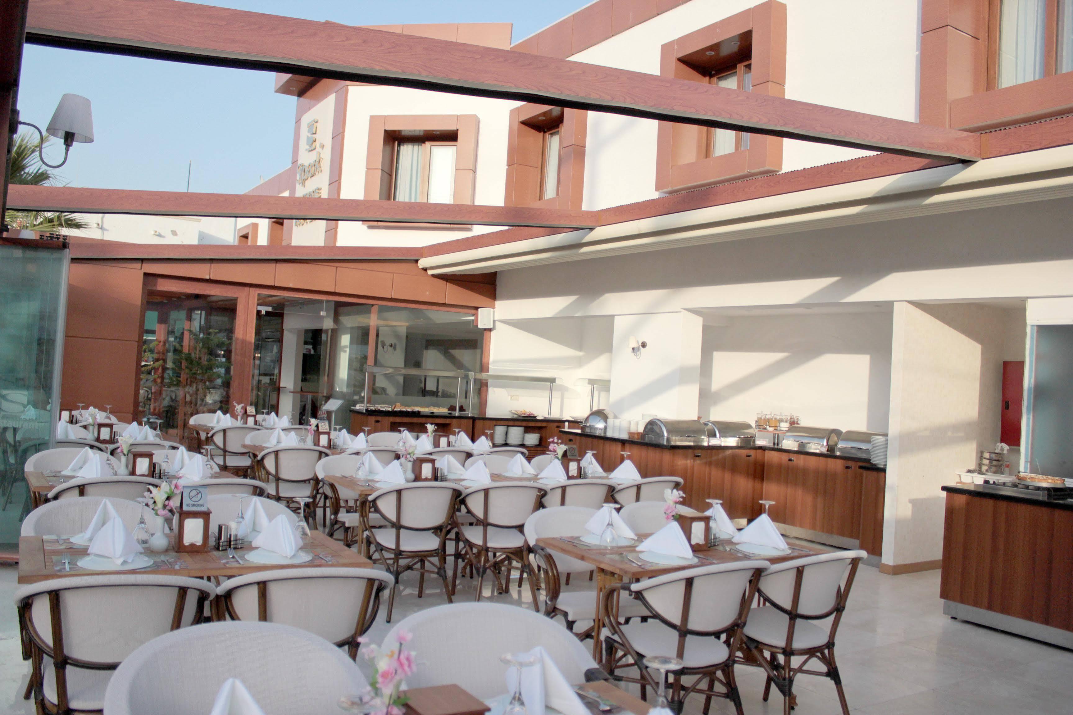 Majeste Hotel Bodrum Gümbet Exteriör bild